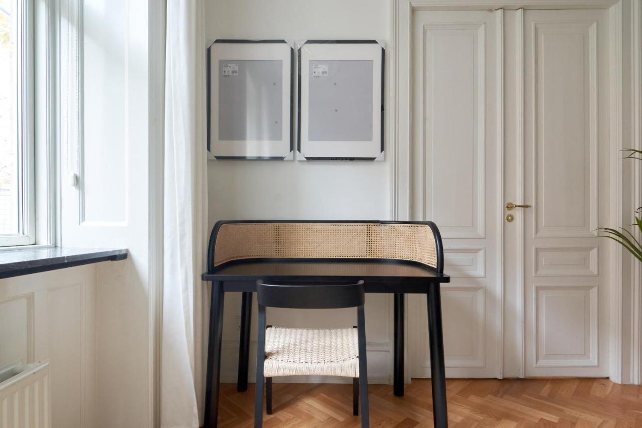 Large & Modern Flats In Family Friendly Neighbourhood Appartement